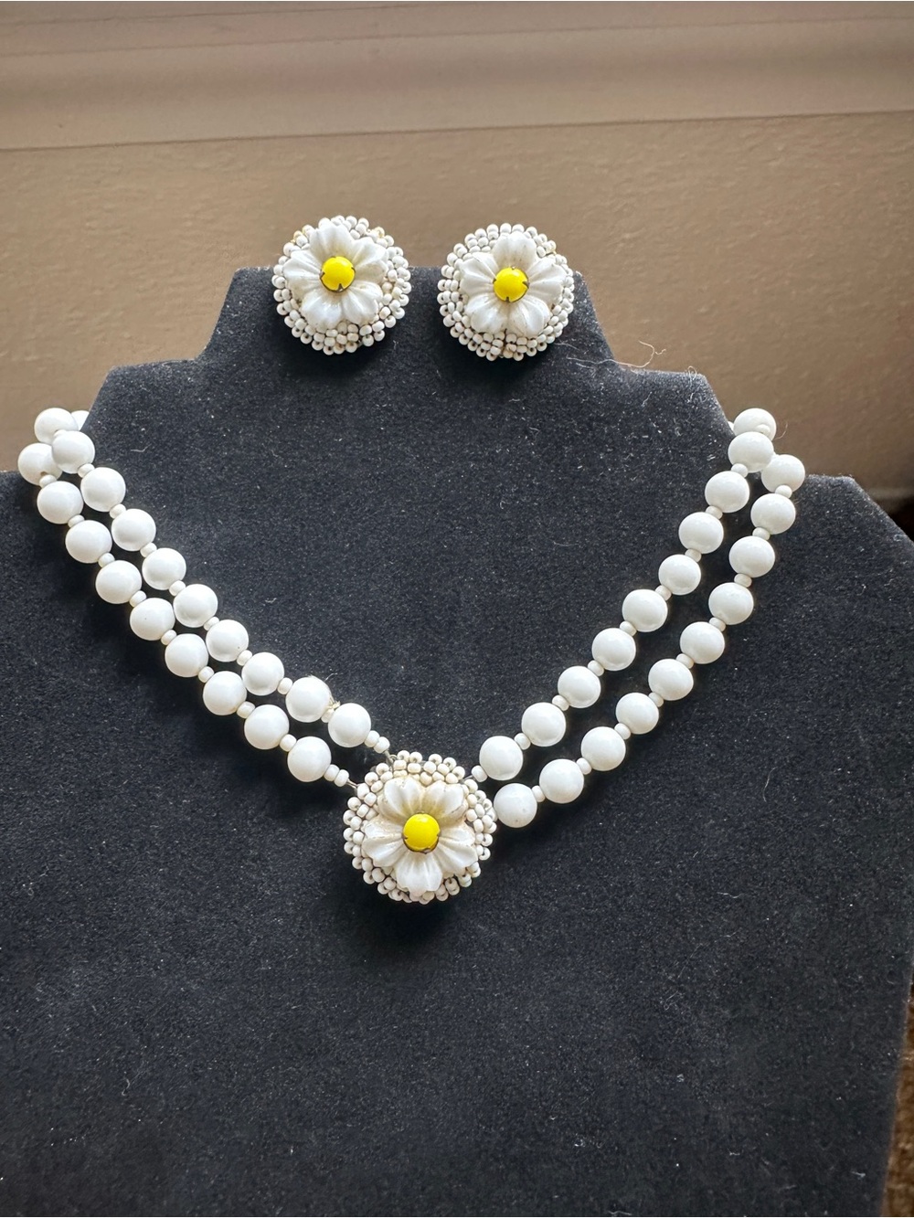 Vintage Miriam Haskell Daisy Bracelet and Earrings